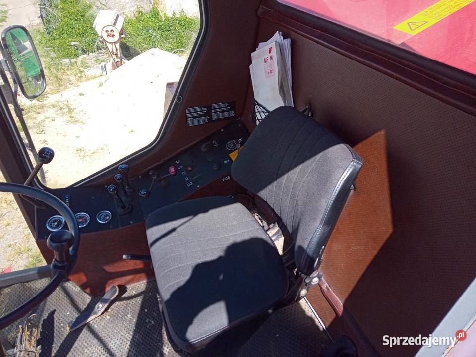 Kombajn zbożowy mf 16 kujawsko-pomorskie Izbica Kujawska
