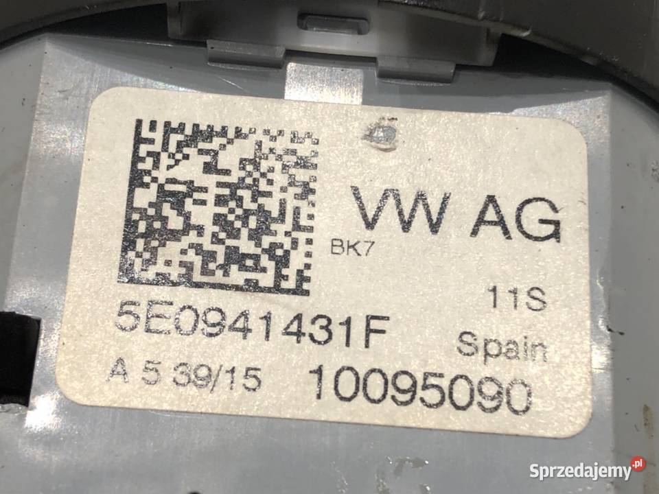 WŁĄCZNIK ŚWIATEŁ SKODA OCTAVIA III 5E0941431F