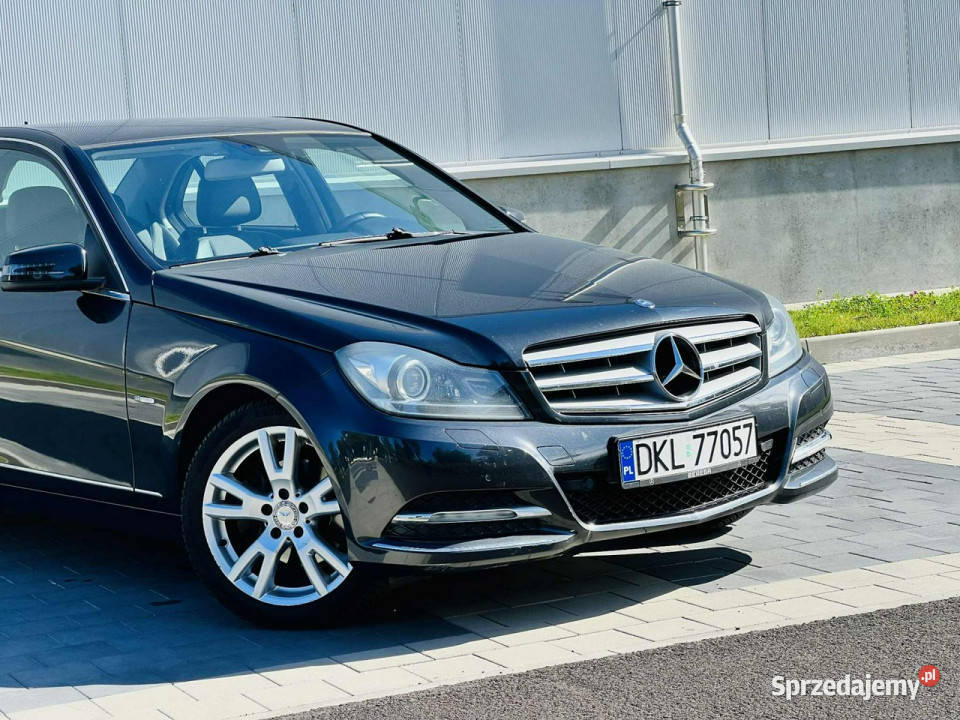 Mercedes C 200 MercedesBenz Klasa C 200 Mercedes-Benz Mikołów