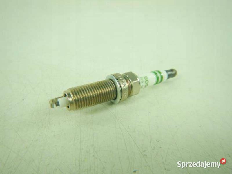 ŚWIECA ZAPŁONOWA BOSCH C2 C3 C4 CLIO III THALIA