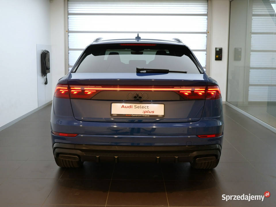 Audi Q8 55TFSI Quattro BO MatrixLed Kamery360