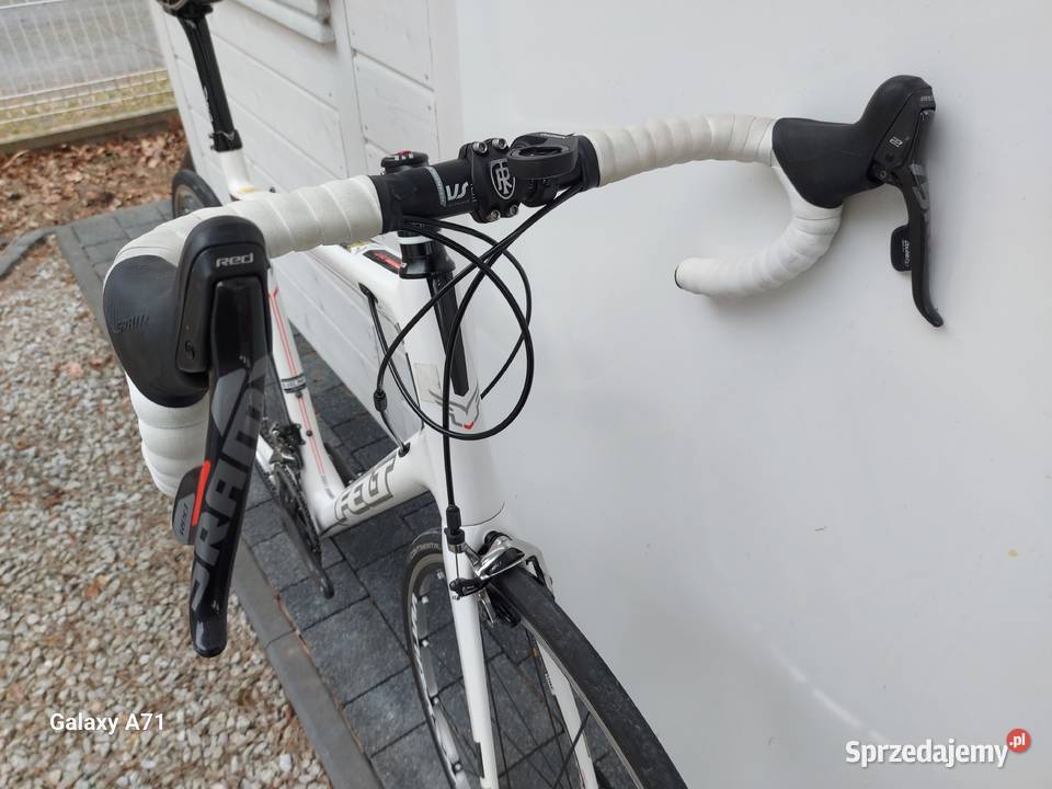 Rower szosowy FELT 23 REDSRAM RED2x11CARBONwaga Jelenia Góra sprzedam