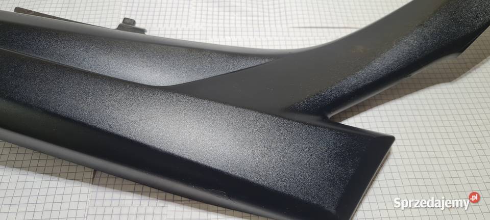 Suzuki GSR 600 wypełnienie prawe plastik OEM Warszawa