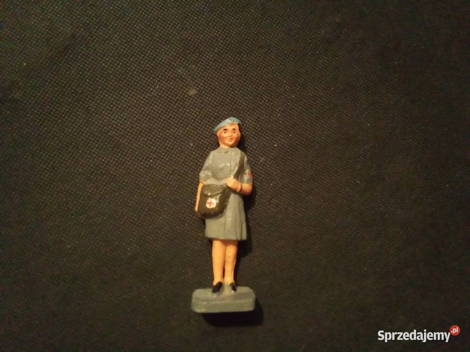Figurka sanitariuszka powstanie warszawskie PRL Warszawa