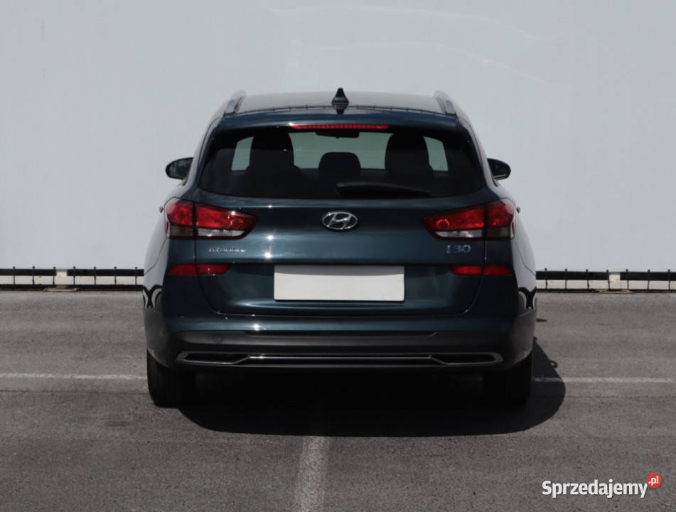 Hyundai i30 15 TGDI MHEV wielofunkcyjna kierownica Lublin