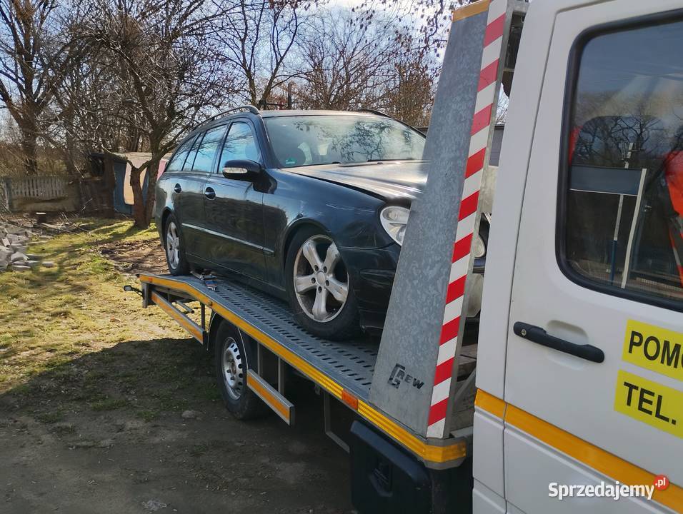 Autolaweta Laweta Transport Pomoc Drogowa Pomoc drogowa i holowanie Wołów usługa