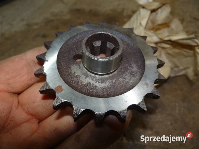 zębatka zdawcza 20 zębów MZ 250 org DDR Zębatki napędowe Żary sprzedam