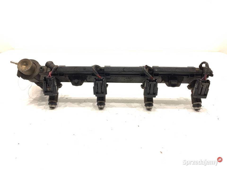 LISTWA WTRYSKOWA VW GOLF IV 036133319AA 14 75 osobowe podkarpackie