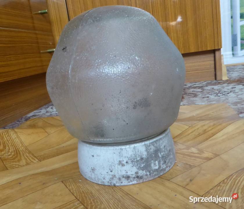 Stara lampa stożkowa WOS100W z czasów PRL