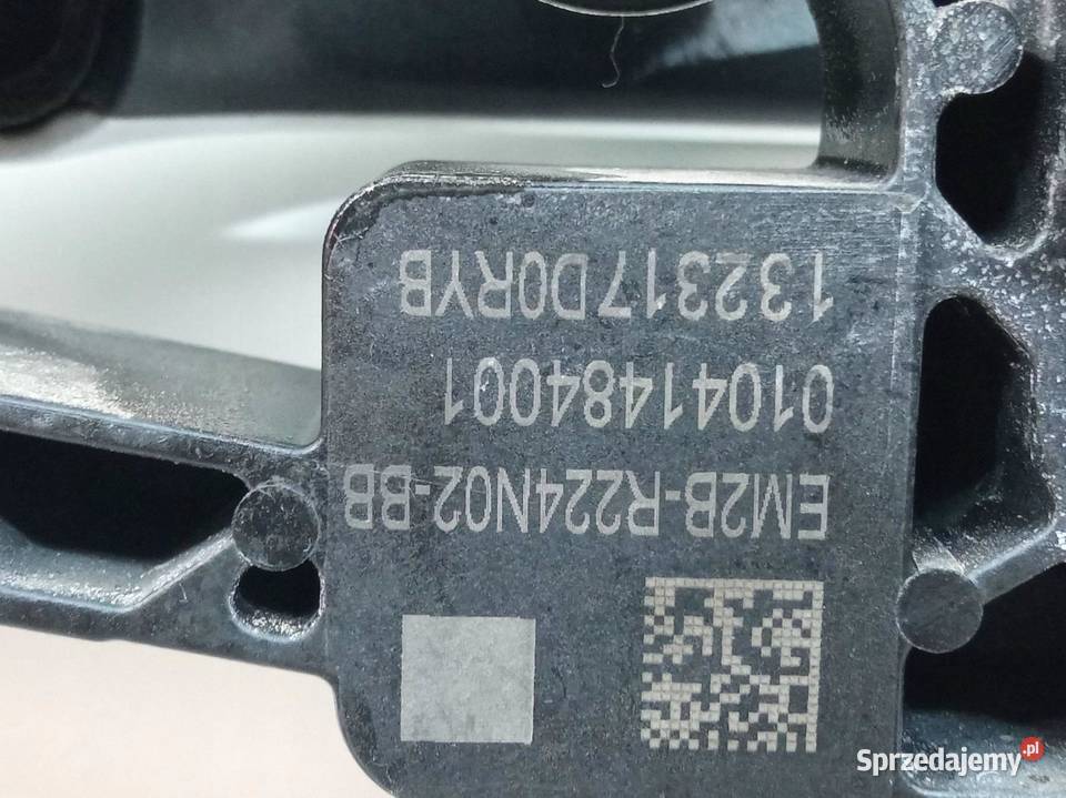 KLAMKA ZEWNĘTRZNA PRAWA TYŁ KEYLESS 5F Rok produkcji 2017