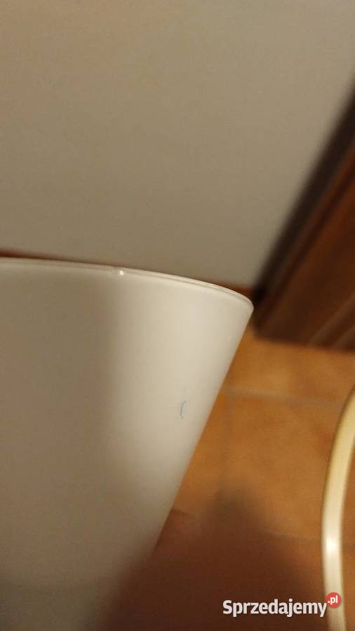 kinkiet lampa wisząca ścienna