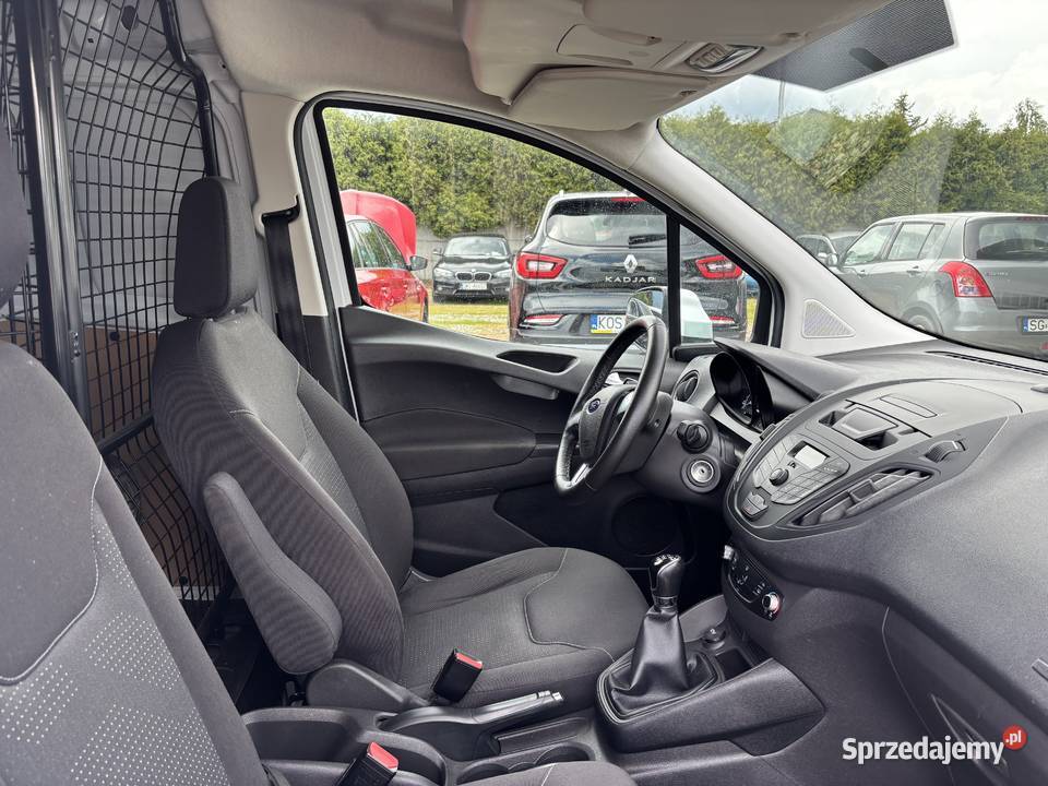 Ford Transit Courier GWARANCJA radio / CD Paniówki