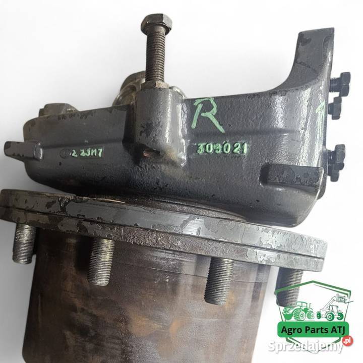 Zwolnica Reduktor Zwrotnica 303021 G816300020110 Do ciągników Ciechanowiec