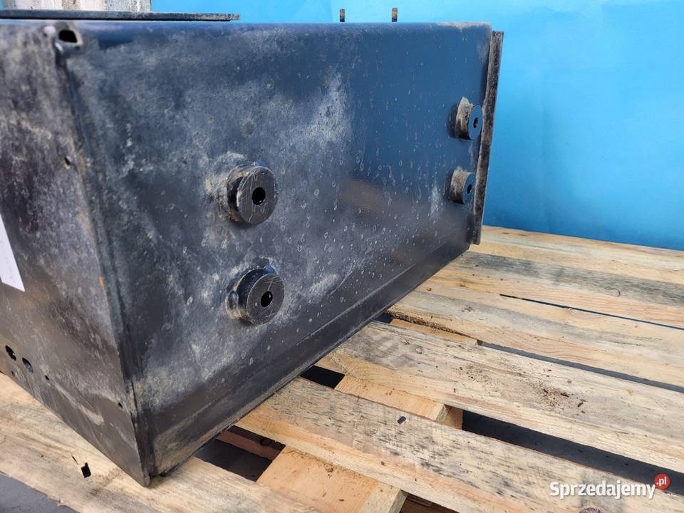 CASE IH PUMA 145 12r OBUDOWA AKUMULATORA Elektryka i zapłon Kolno