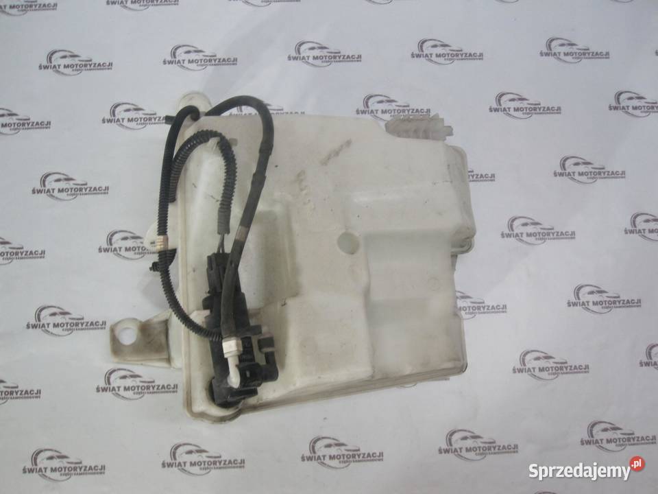 FORD FOCUS III 12r zbiorniczek spryskiwaczy