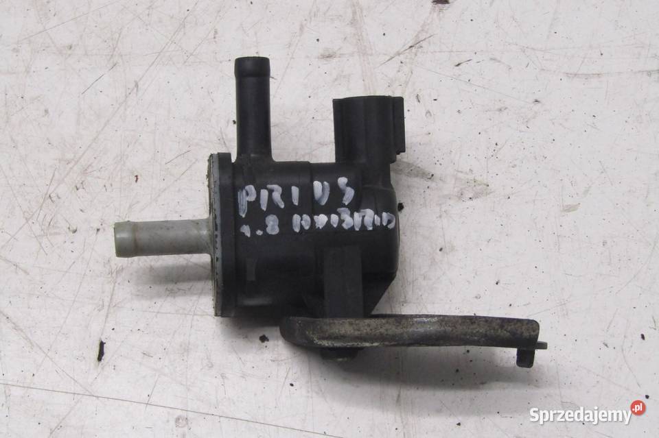 ZAWÓR PODCIŚNIENIA 18 HYBRID TOYOTA PRIUS III