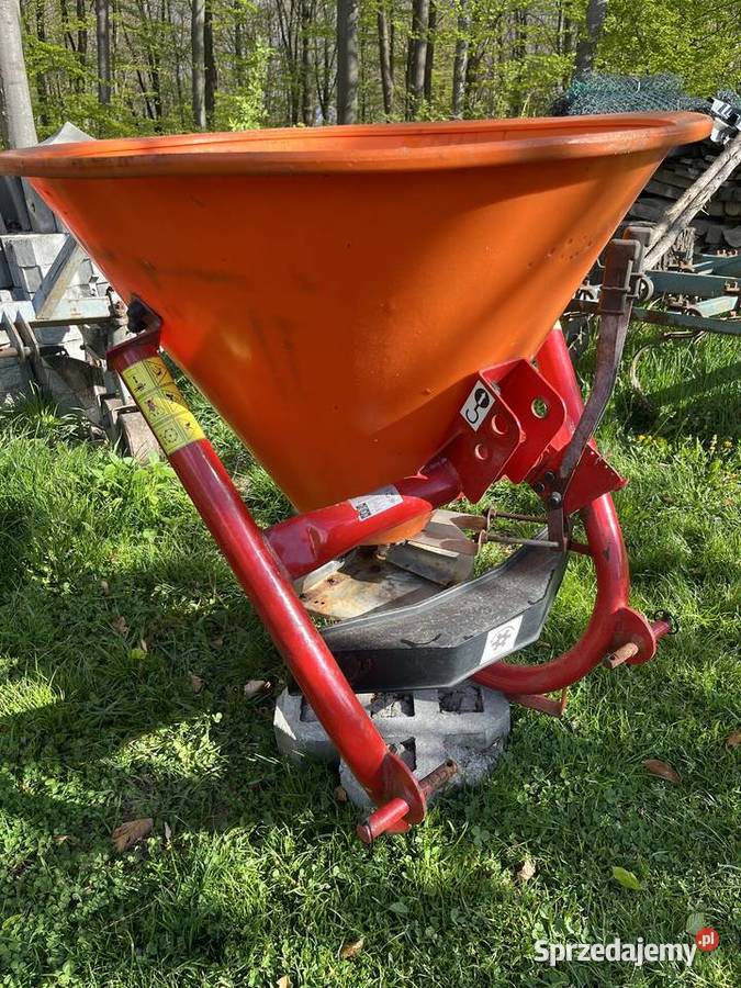 Rozsiewacz do nawozu lejek Hucisko Jawornickie