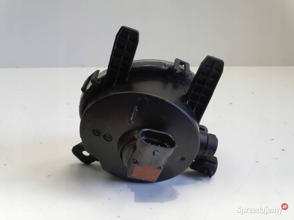 BMW F30 1118r PRZEDNI HALOGEN PRAWY PRZÓD Janów