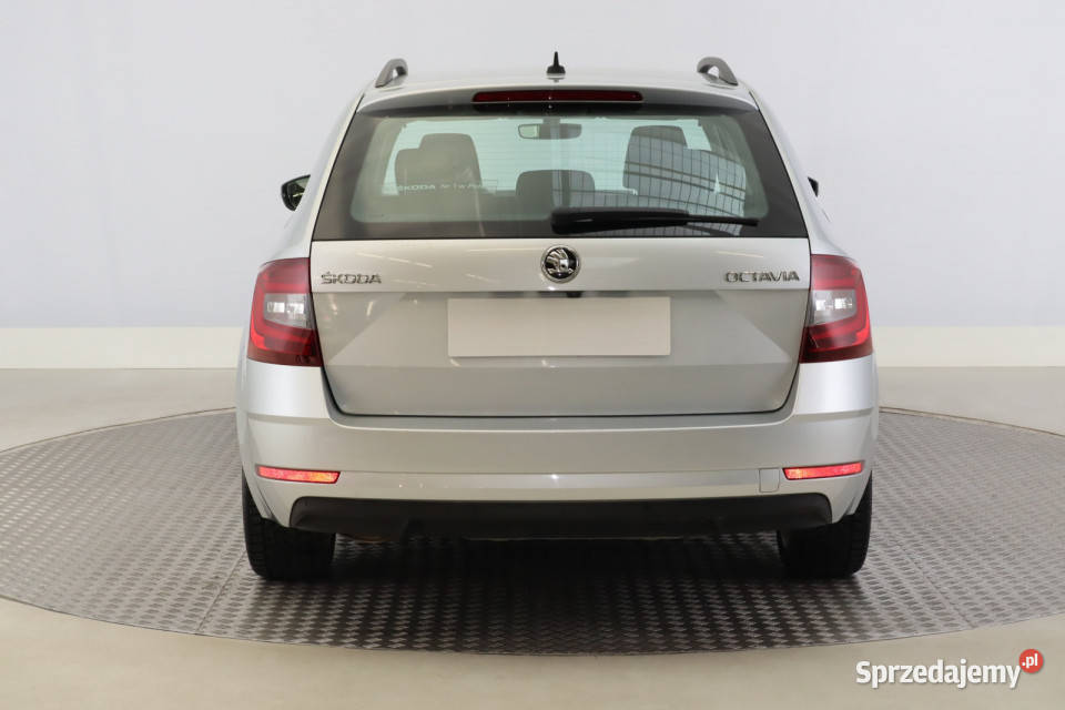 Skoda Octavia 15 TSI nawigacja śląskie sprzedam