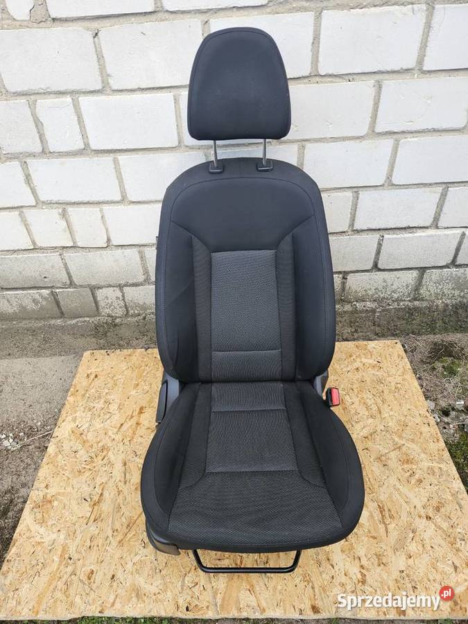 FOTEL PRAWY PRZÓD PASAŻER HYUNDAI I40 Warszawa sprzedam