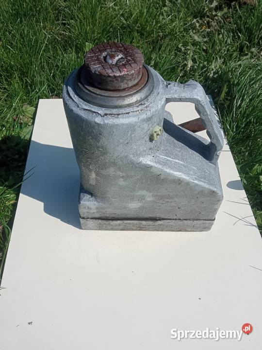 Podnośnik hydrauliczny lewarek hydrauliczny Biszcza sprzedam