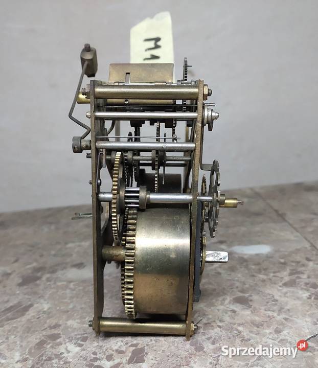 M157 Mechanizm starego zegara ściennego Kienzle Tczew sprzedam