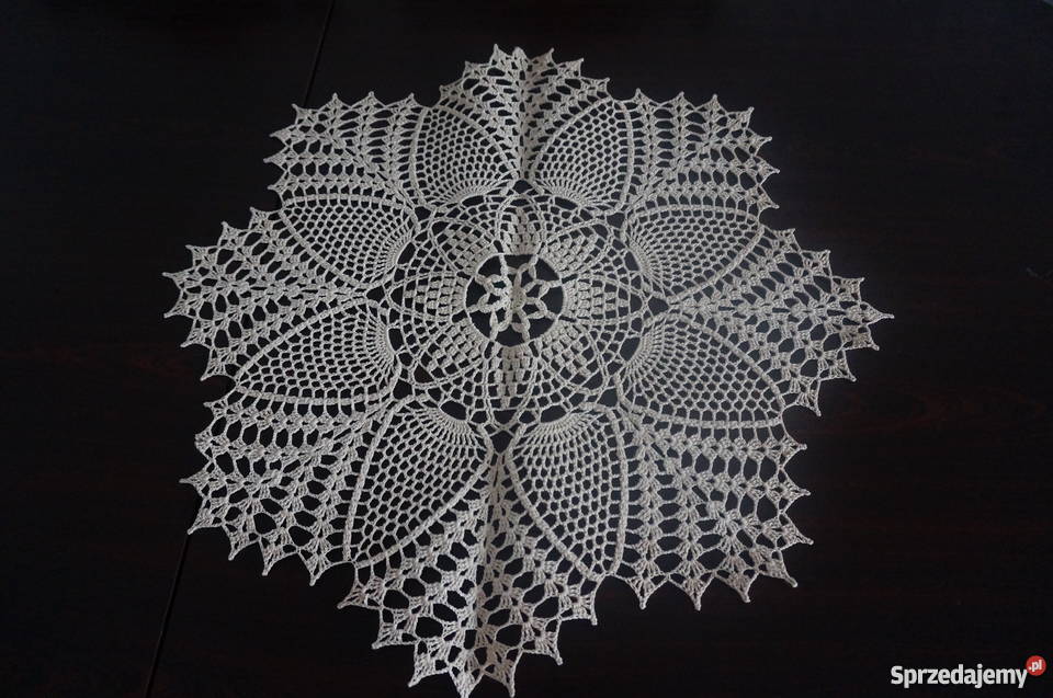 obrus serweta bieżnik szydełkowy rękodzieło Obrusy i serwety