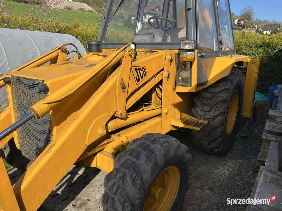 Koparkoładowarka JCB 3d Brenna