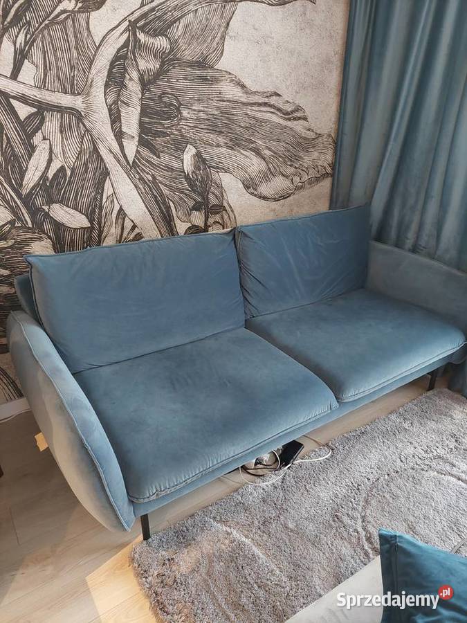 Sofa aksamitna VIENNA jasnoniebieski czarne nóżki 200 cm