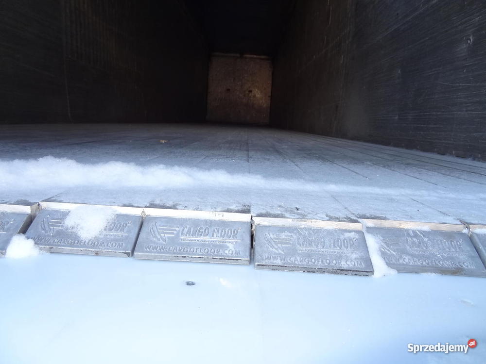 RUCHOMA PODŁOGA OBRÓCENIE LISTEW towarowe Chojnice