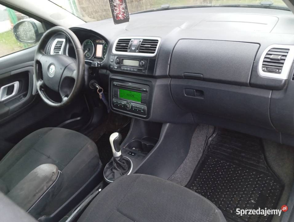 Skoda Fabia 2 19tdi 2008r klima hak centralny zamek dolnośląskie Wałbrzych sprzedam