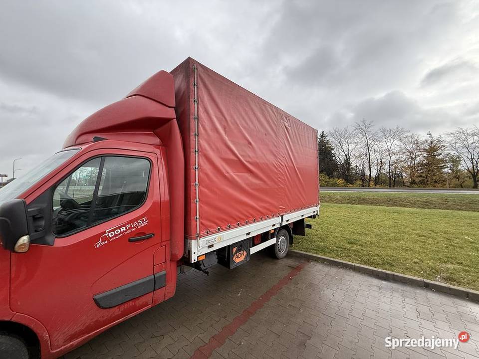 Zabudowa plandeka 9 palet winda bar towarowe Sobiesiernie