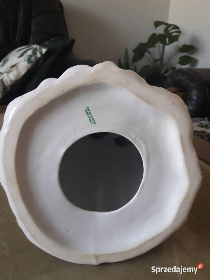 Duża sygnowana porcelanowa figurka Chodzież Janów Lubelski