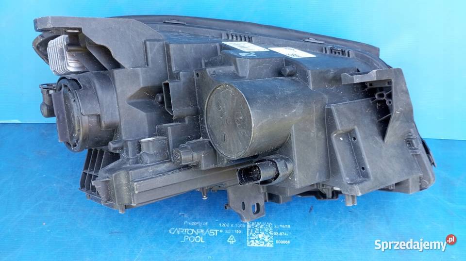 LAMPA LEWY PRZÓD REFLEKTOR EU XENON MERCEDES GLA wielkopolskie