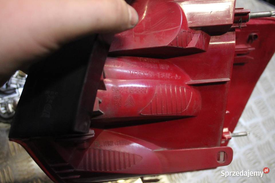 LAMPA LEWY TYŁ TYLNA CITROEN C5 III X7