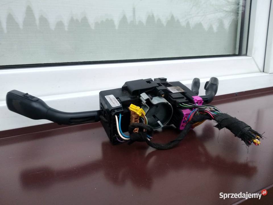 Audi A4 B5 manetki przełącznik zespolony pająk