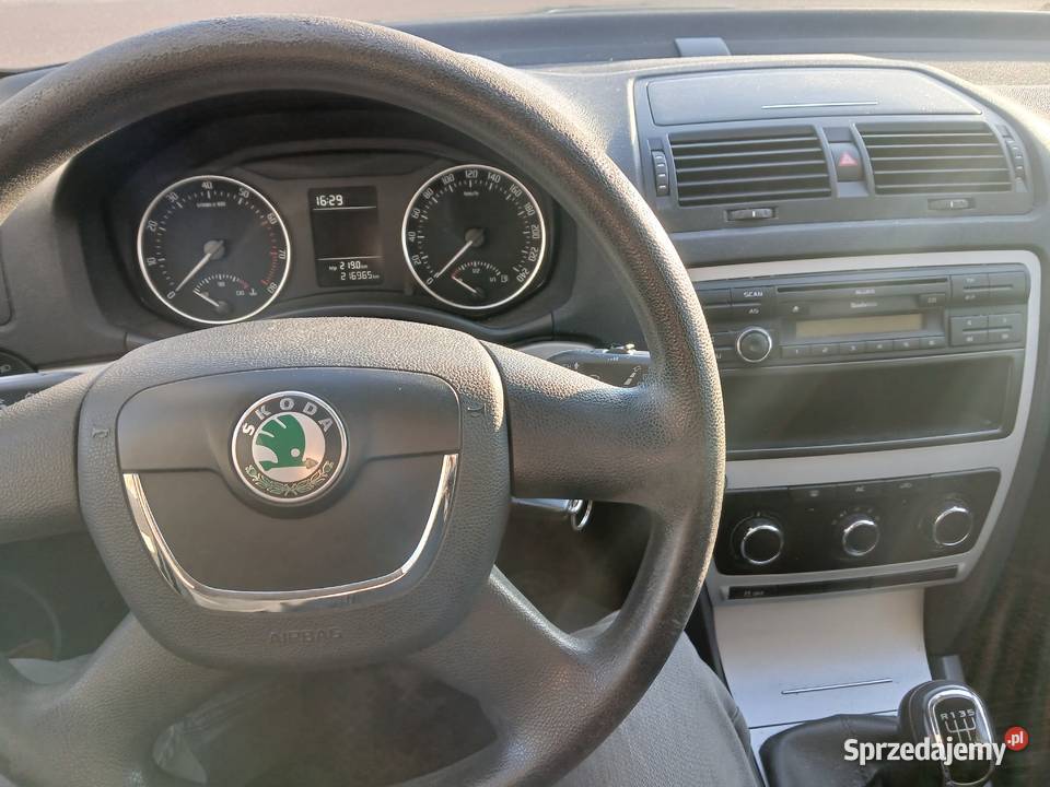 Skoda Octavia II 16 mpi LPG krajowy bezwypadkowy nieuszkodzony Octavia