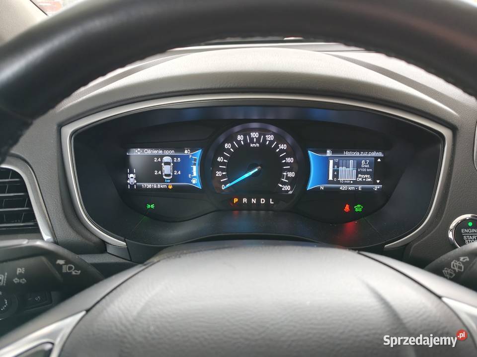 Mondeo kombi Hybrid ASO 2kpl kół prywatne Rok produkcji 2021 Robakowo