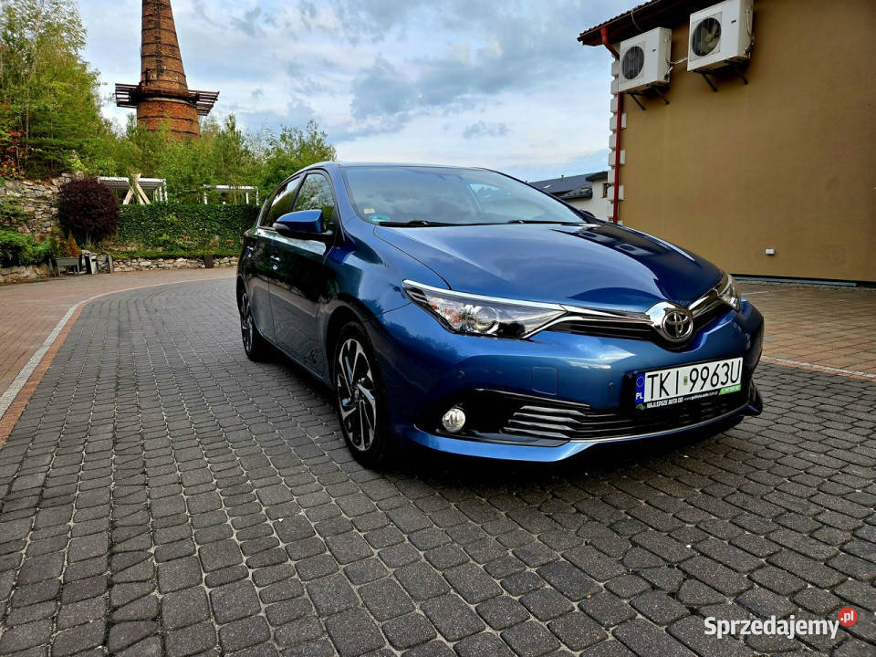 Toyota Auris II 2012 benzyna Zagnańsk