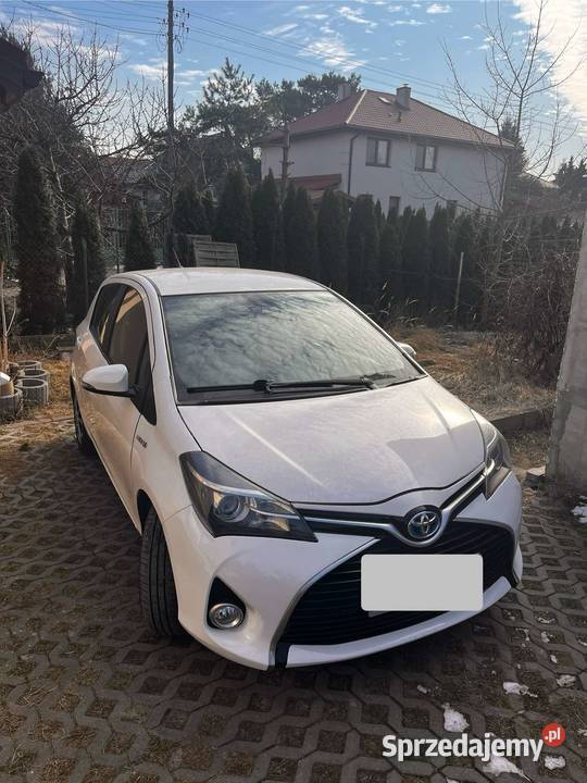 Toyota Yaris 2017automat hybryda Zarejestrowany w Polsce Pruszków