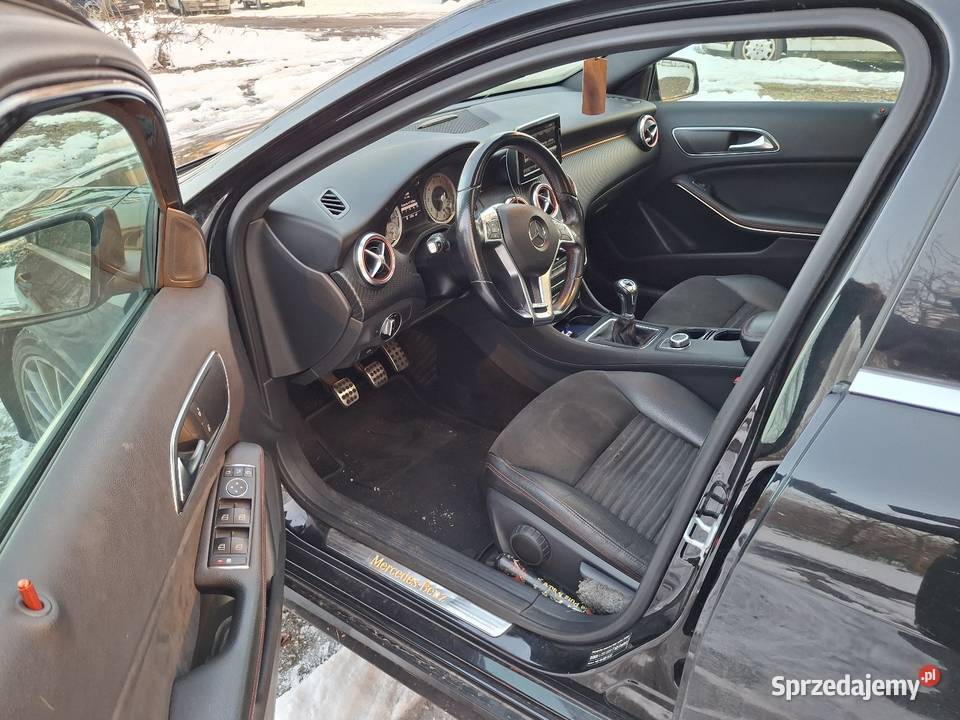 Mercedes A200 W176 AMG reflektory ksenonowe