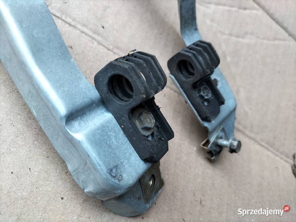 AUDI 80B4 80 B4 ZAWIAS UCHWYT MOCOWANIE SCHOWKA Kamień-Kolonia