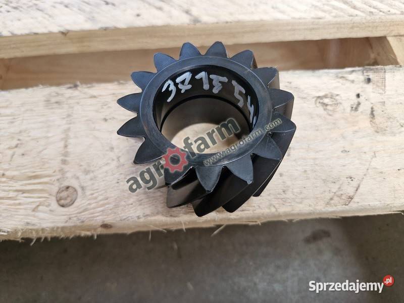 Koło zębate Massey Ferguson 5425 6120 6260 Byków