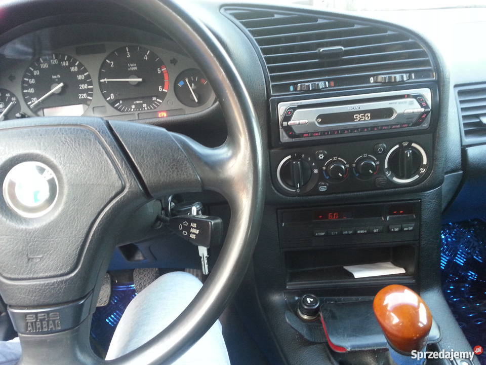 Sprzedamzamienię BMW 318 tds klima gfotele eszyb elektryczne szyby Mieścisko
