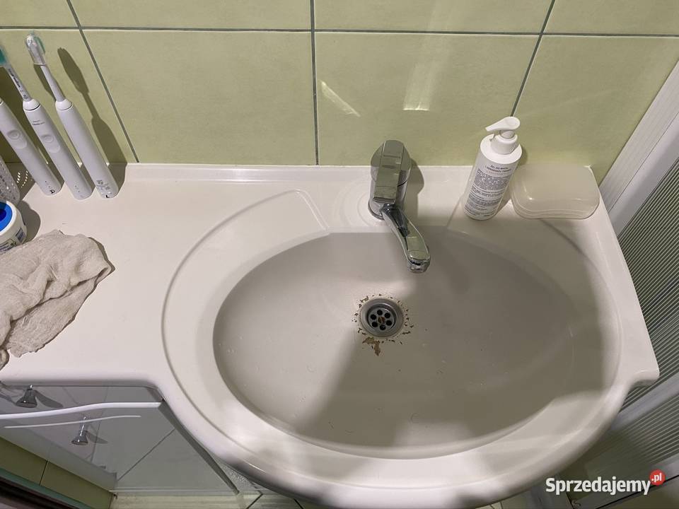 Sprzedam szafkę łazienkową Iława