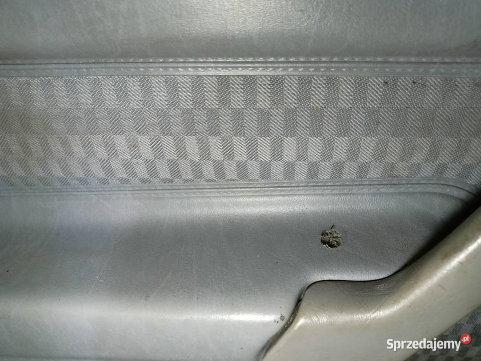 Mercedes 190 W201 tapicerka drzwi lewy przód Skarżysko-Kamienna sprzedam