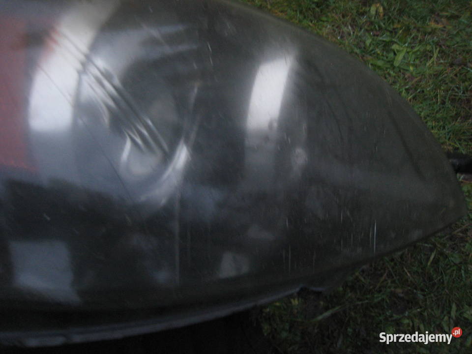 Lampa przednia prawa reflektor prawy Mazda 3 03