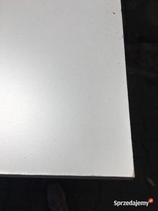 MDF PLUS kl 1 biały 110SM 18mm 2800x2070mm Brzeźno