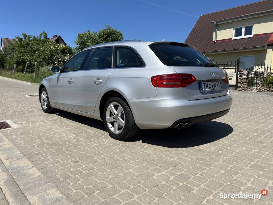 Audi A4 B8 20 TDI 2010 stan centralny zamek