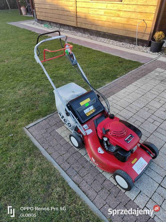 Kosiarka spalinowa Honda Silence 532 napęd kosz